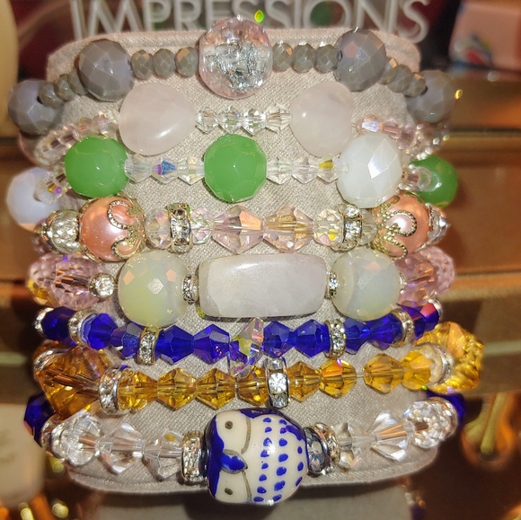 Handmade bracelets - Picture 4 of 4